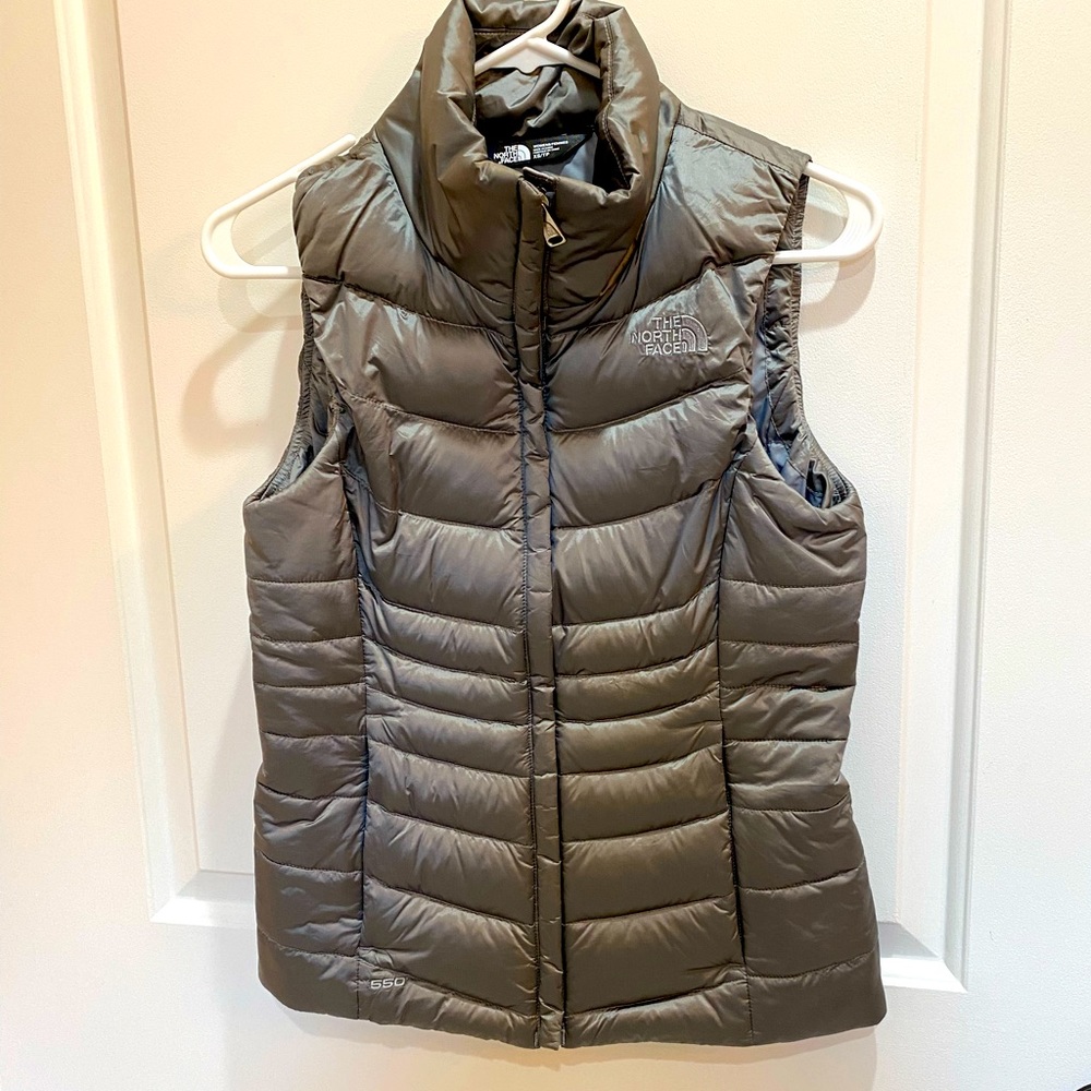The North Face 550 Down Puffer Vest Size XS